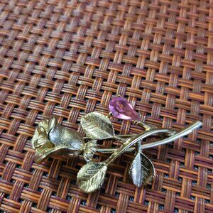 Avon Gilded Rose Brooch 1972